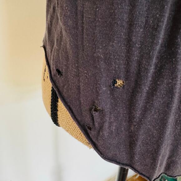 ME to WE Womens Distressed Rayon Linen Gray Boho Y2K Tee Shirt Sz Medium - Picture 4 of 9